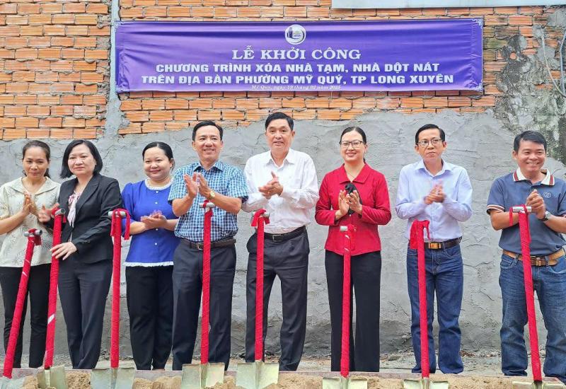 xóa nhà tạm